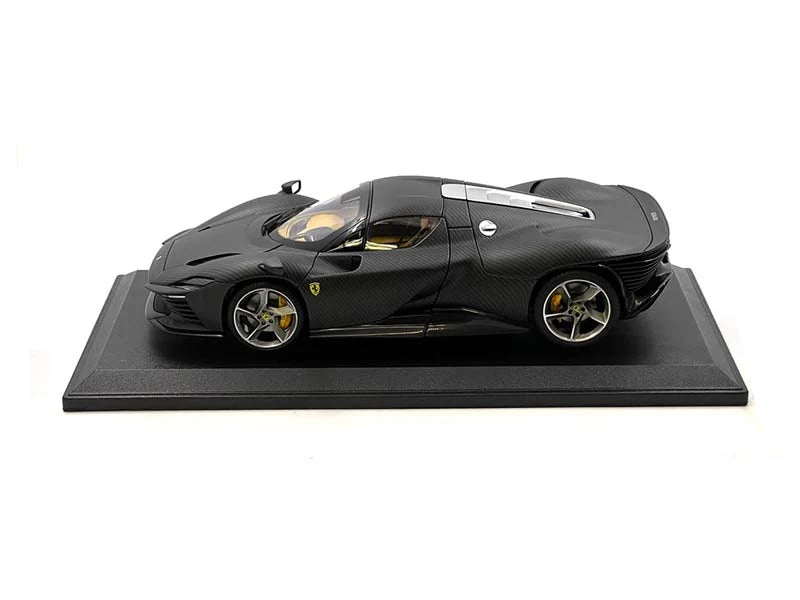 Ferrari Daytona SP3 Carbon Series 50th Anniversary – Bburago 1:18 Diecast