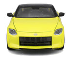 2023 Nissan Z Yellow with Black Roof – Maisto 1:24 Diecast