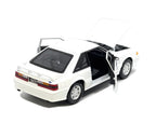 1993 Ford Mustang SVT Cobra White – Maisto 1:24 Diecast