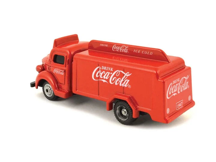 1947 Coca-Cola Bottle Truck - Red Diecast 1:87 HO Scale Model - Motor City Classics 440537
