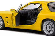 1999 Mazda RX-7 FD3RS Streetfighters Yellow Solido 1:18 - S1810603